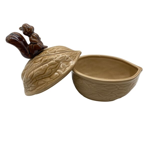 Vintage Armbee Squirrel on Walnut ceramic lidded trinket candy dish Japan MCM - Picture 5 of 9